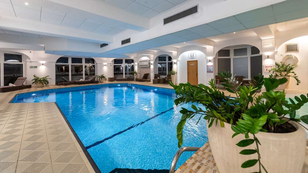 Indoor pool at Carlyon Bay spa facilities 