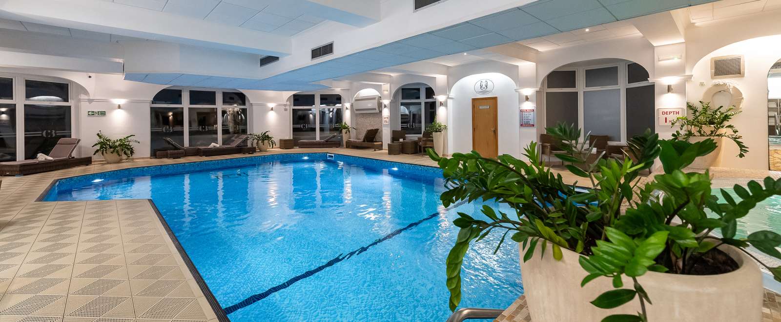 Indoor pool at Carlyon Bay spa facilities 