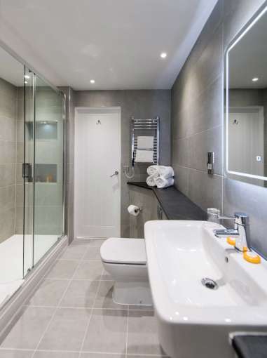 Barnstaple Hotel Taw Suite Accommodation Bathroom Shower and Sink