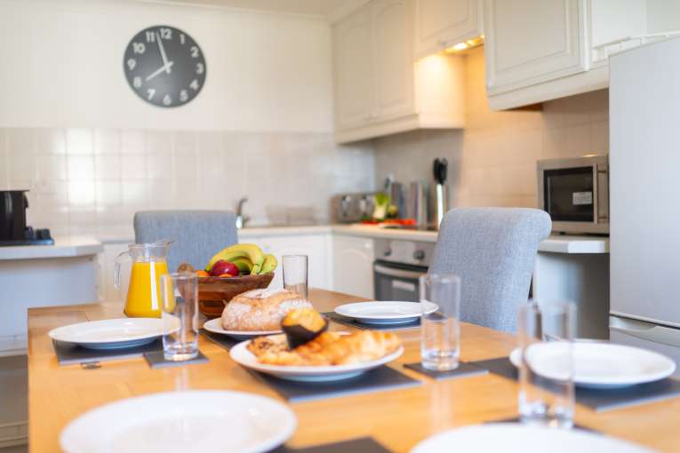 Saunton l Apartment l Appledore l Kitchen