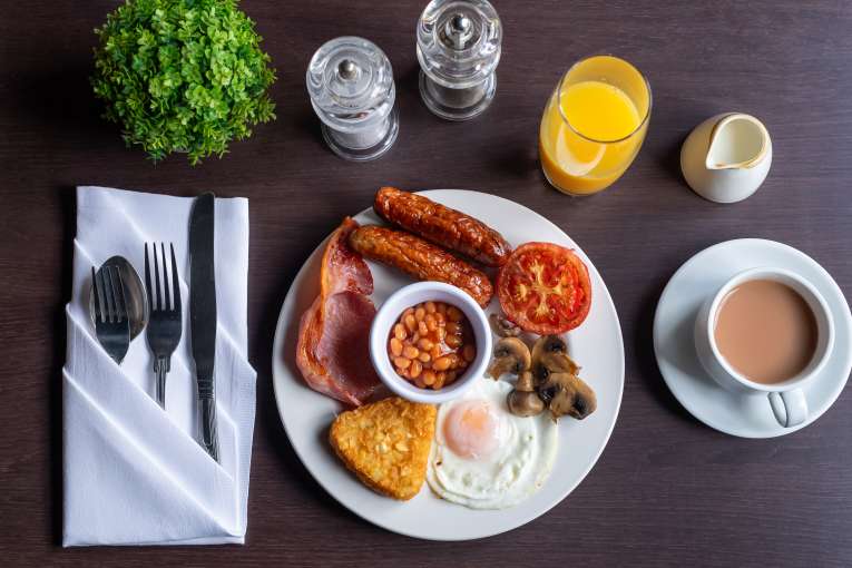 Full English Breakfast at Carriages Brasserie 