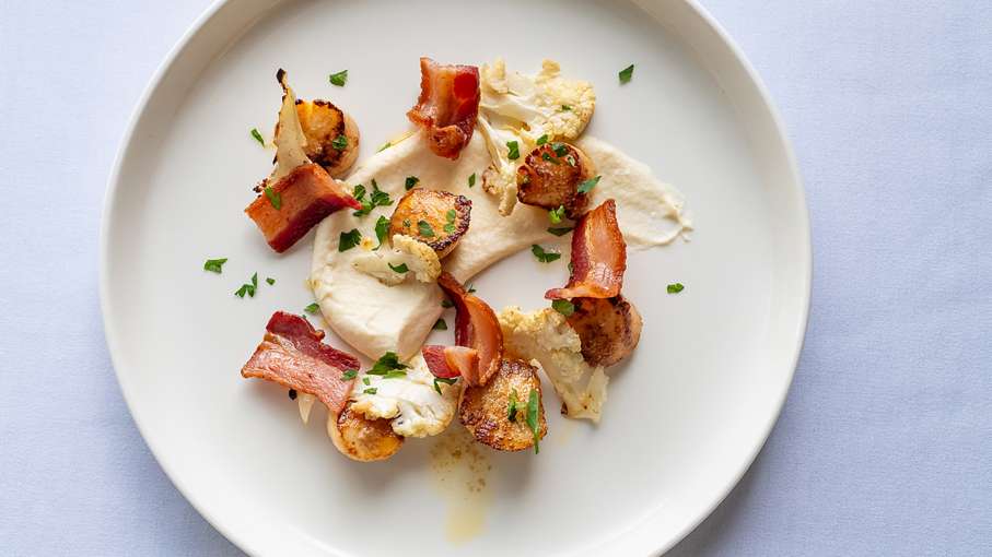 Scallops with Bacon and Cauliflower at Bay View Restaurant
