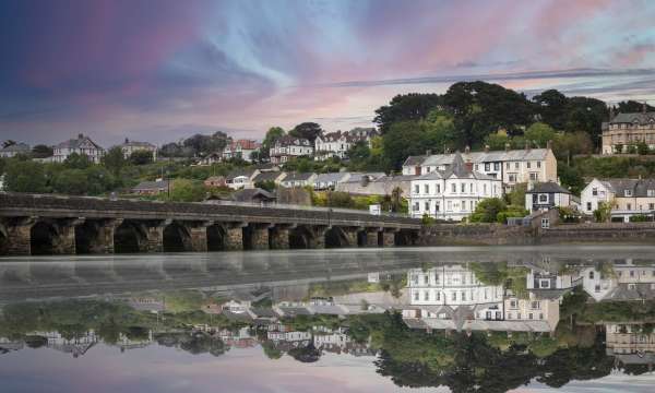 Royal Hotel Exterior Over Bideford Bridge