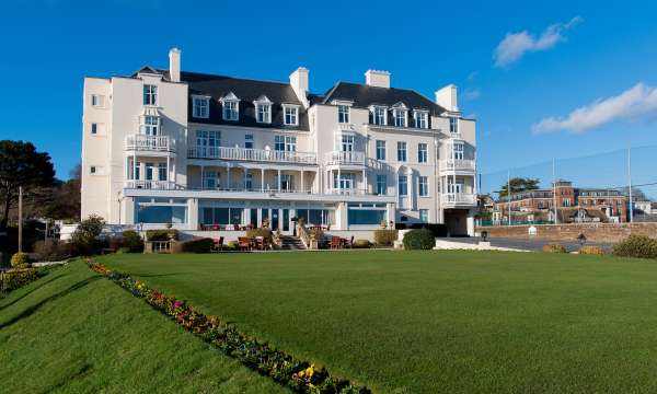 Belmont Hotel Exterior