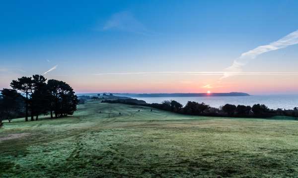 sunrise on carlyon bay golf course