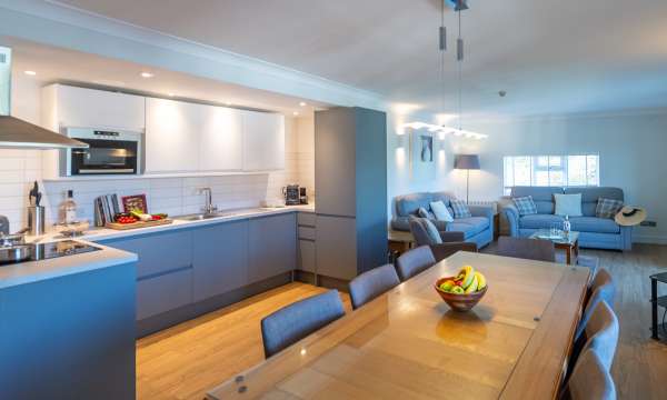 Saunton l Apartment l Instow l Kitchen