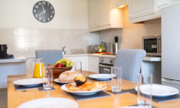 Saunton l Apartment l Appledore l Kitchen