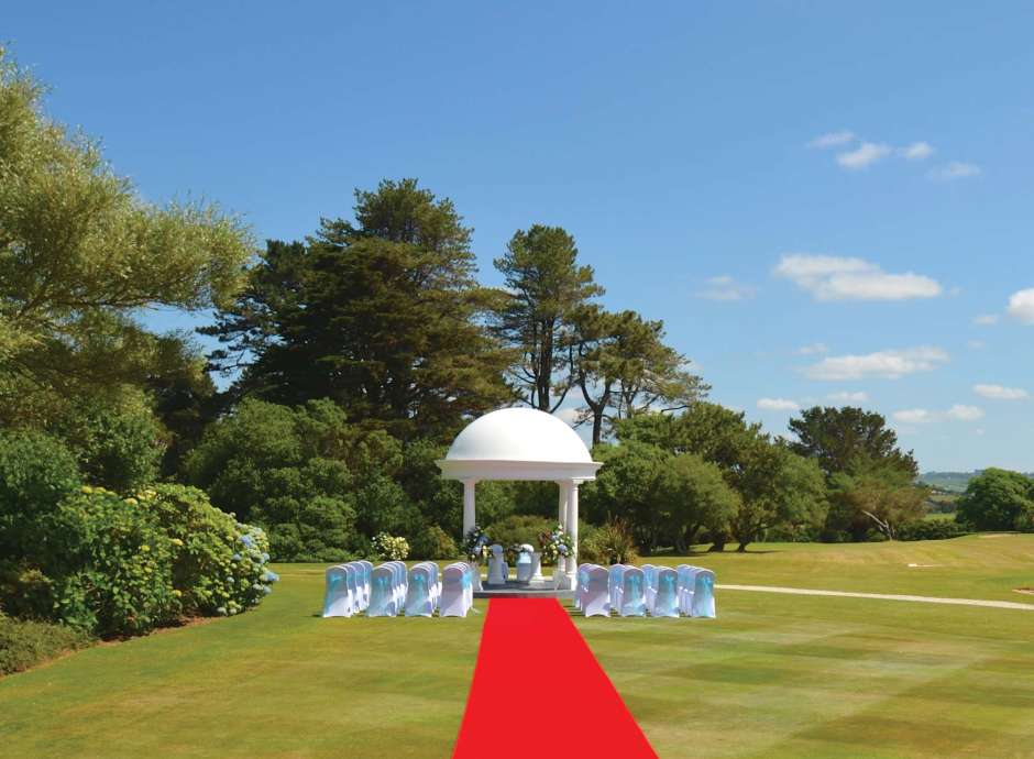 Carlyon Bay Hotel Wedding Ceremony on Hotel Lawn