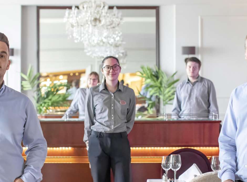 Brend Hotel Restaurant Staff